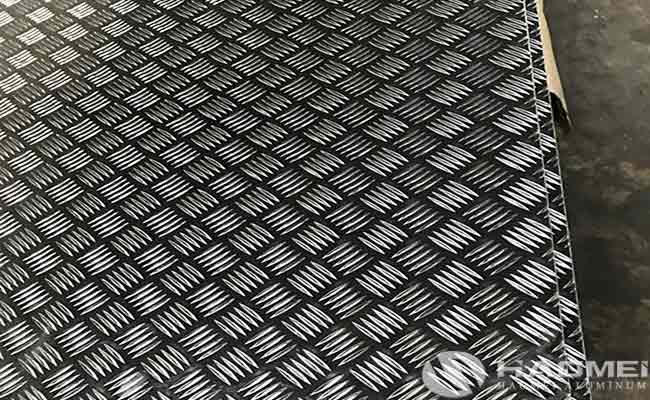 checkered aluminum plate